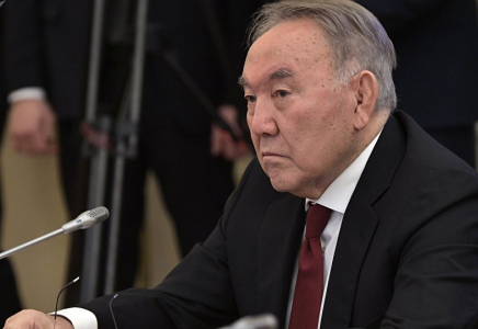 Нұрсұлтан Назарбаев тікұшақ апатынан қаза тапқандардың отбасына көңіл айтты 