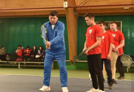 «Sport Volunteers»: Шымкентте үлкен теннистен шеберлік сабағы өтті