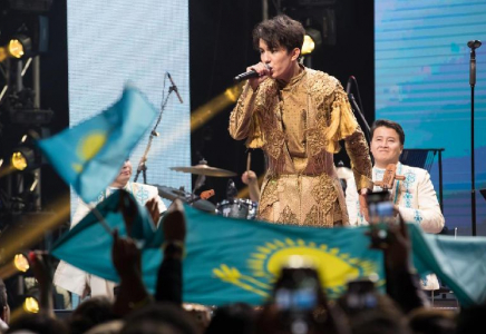 Ұлы даладан Ұлыбританияға: Лондон төрінде Димаштың концерті  өтті  