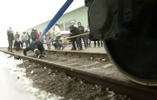 100 тонналық вагонды сүйреген қазақ Гиннестің рекордтар кітабына енді