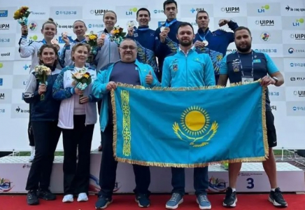 Қазіргі бессайыстан Азия чемпионатында Қазақстан үш жүлде жеңіп алды
