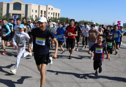 Түркістанда «Менің туым — менің отаным!» атты жүгіру марафоны өтті