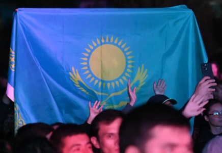 ШЫМКЕНТТЕ РЕСПУБЛИКА КҮНІНЕ ОРАЙ ГАЛА-КОНЦЕРТ ӨТТІ ШЫМКЕНТТЕ РЕСПУБЛИКА КҮНІНЕ ОРАЙ ГАЛА-КОНЦЕРТ ӨТТІ