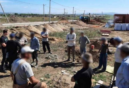 Өскеменде Өзбекстанның 21 азаматы құрылыс жұмыстарына заңсыз тартылған