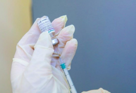 Вакцина вирустан 100% қорғамайды, бірақ ағзаны вируспен күресуге дайындайды - дәрігер