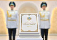 «Дәуірлік оқиға» – Тоқаев қазақстандықтарды жаңа Конституцияның заңды күшіне енуімен құттықтады