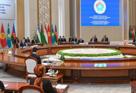 Тоқаев Орталық Азияда ЖИ қолданудың бірыңғай стандарттарын әзірлеуді ұсынды