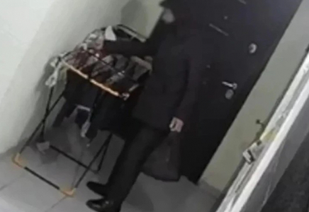 Ақтауда әйелдің іш киімдерін ұрлаған ер адам іздестірілуде