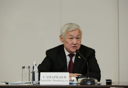 Бердібек Сапарбаев Ақтау емханаларының жұмысымен танысты
