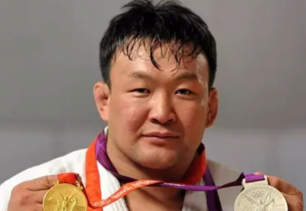 Олимпиада чемпионы досын өлтіргені үшін 16 жылға сотталды