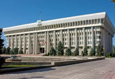 Қырғызстанда депутаттарға жалақы төлеу тоқтатылды