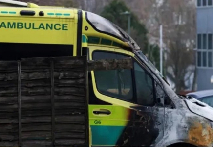 ​Лондонда еврей қайырымдылық ұйымына тиесілі 4 жедел жәрдем көлігін өртеп кетті