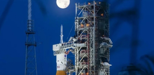 NASA сәуірде астронавтарды Айға ұшырмақ 