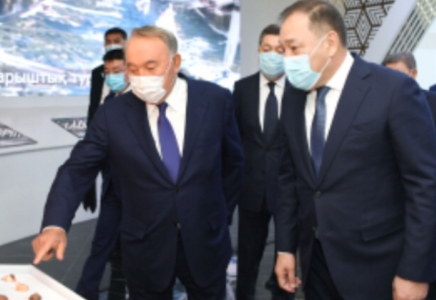 Нұрсүлтан Назарбаев Түркістандағы 
