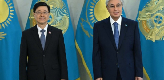 Президент Гонконг Арнаулы әкімшілік ауданы Әкімшілігінің Басшысы Джон Лимен кездесу өткізді