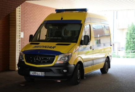 Қазақстанда дәрігер инемен ем жасаймын деп кейуананың өкпесін тесіп жіберген