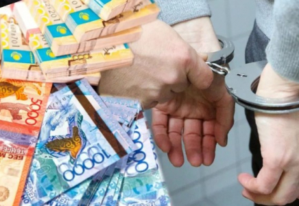 Шымкентте білім бөлімінің бас маманы пара алды деген күдікпен ұсталды 