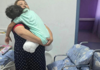 Астанада екі аяғынан айырылған қыздың отбасына баспана берілді