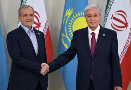 Тоқаев Иранның көрші елдерге шабуылдан бас тарту туралы шешімін құптайды