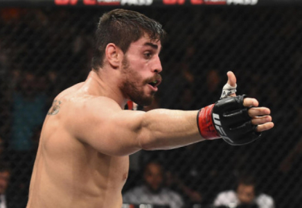 UFC 11 файтерін шығарып жіберді