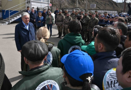 Президент өңірдегі құтқарушылармен, еріктілермен және кәсіпкерлермен кездесті