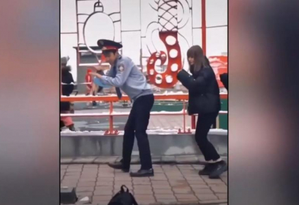 Полиция киімімен TikTok-та билеген алматылық жауапқа тартылды
