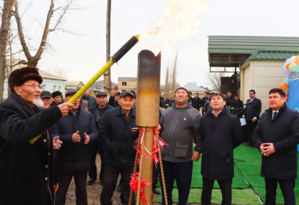 ТҮРКІСТАН: Сарыарық ауылы табиғи газға қосылды