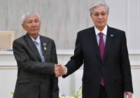 Жамбылдық аула тазалаушы "Еңбек даңқы" орденімен марапатталды