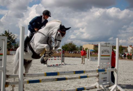 Түркістандық спортшы конкурдан күміс жүлдегер атанды