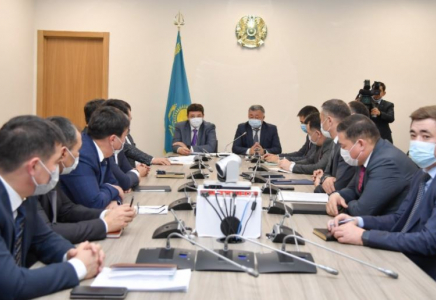 ТҮРКІСТАН: Сыбайлас жемқорлыққа қарсы күрес мәселесі талқыланды