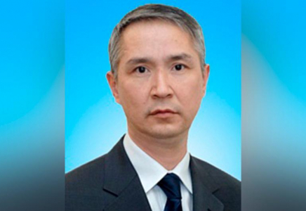 Сенат Есеп комитетінің мүшесін лауазымынан босатты