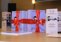 ТҮРКІСТАН: Шәмші Қалдаяқовтың 95 жылдығы аясында жаңа кітаптың тұсаукесері өтті