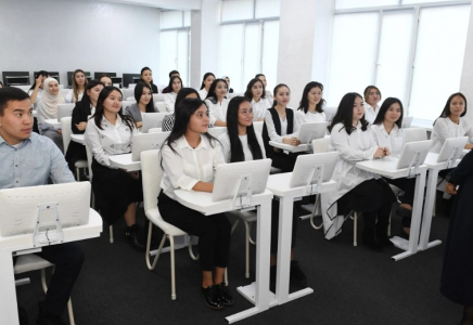 Қазақстанда жасанды интеллект оқытушыларды даярлау жүйесіне енгізіледі