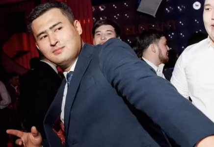 Беташарда миллиондап ақша шашқан депутат жазаланды