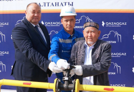 ТҮРКІСТАН: Келес ауданындағы ұшқын ауылына газ берілді