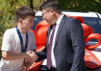 ТҮРКІСТАН: Қазығұртта әлем чемпионатының жүлдегеріне автокөлік тарту етілді