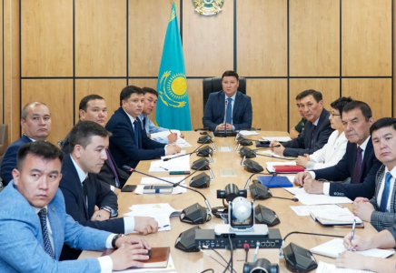 ТҮРКІСТАН: Кәмелетке толмағандардың құқықтарын қорғау мәселелері бойынша штаб отырысы өтті