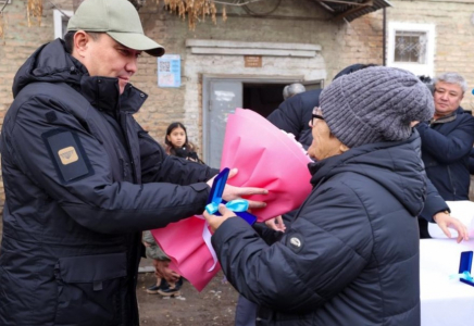 ​ШЫМКЕНТ: КӨКСАЙ АУМАҒЫН ЖАҢАРТУ АЯСЫНДА 20 ОТБАСЫ ЖАҢА ПӘТЕРЛІ БОЛДЫ