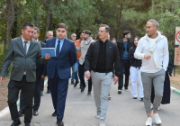 ШЫМКЕНТ: венгриялық делегация өкілдері дендросаябаққа ағаш отырғызды 