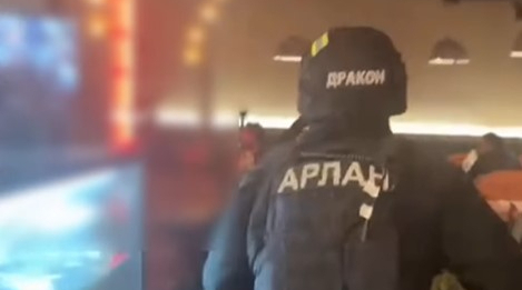 ​Шымкентте бопсалаушылар тобының жолы кесілді: күдіктілер қылмыс үстінде ұсталды