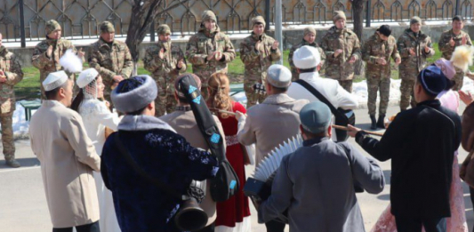 ​Шымкентте әскери қызметшілер «Көрісу күні – Амал мерекесін» атап өтті