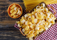 ​Трамп италиялық макарон өндірушілер тарифін төмендетті