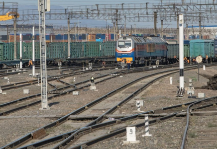 ​Достық - Мойынты екінші жолдарымен 1,2 мыңнан астам пойыз өтті