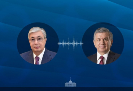 Қасым-Жомарт Тоқаев Өзбекстан президенті Шавкат Мирзиёевпен телефон арқылы сөйлесті
