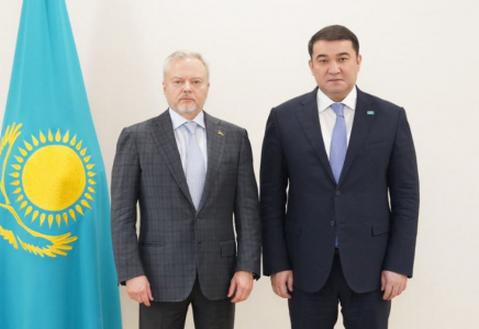 ТҮРКІСТАН: Облыс әкімі мен Украина елшісі инвестициялық байланыстарды нығайту жолдарын талқылады