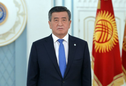 Қырғызстан президенті отставкаға кетті 
