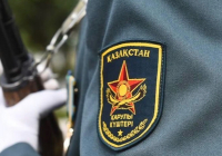 Қазақстанда әскерилерге зейнетке шықпай тұрып жұмыс табуға көмектесу ұсынылды