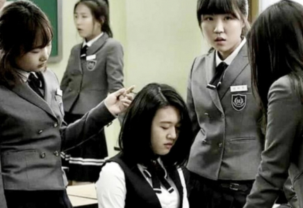 Оңтүстік Кореядағы университеттер мектепте зорлық-зомбылық жасаған студенттерді қабылдаудан бас тартқан