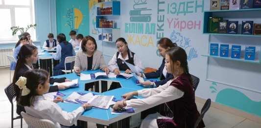 Мектептерде қазақы амандасу әдебін күнделікті тәрбие жұмысына енгізу ұсынылды 