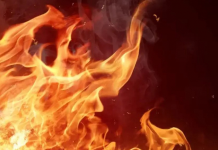 Ұлытау облысында өртенген үйде қалып қойған балалар құтқарылды: видео Ұлытау облысында өртенген үйде қалып қойған балалар құтқарылды: видео